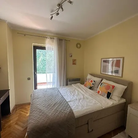 Apartment Casa Billy Poljane